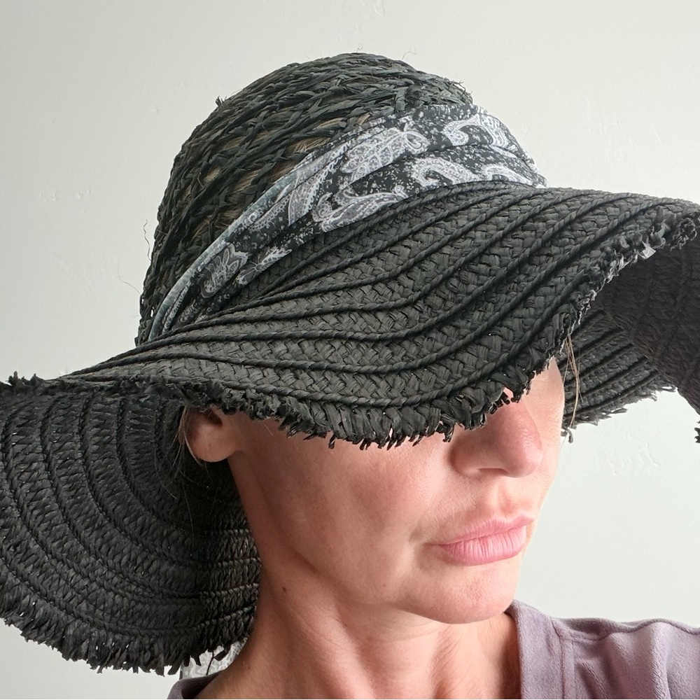 Steve Madden Black Sun Hat with Paisley Band